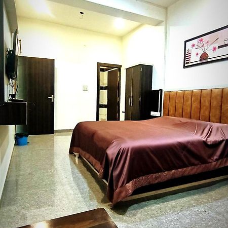 Hotel Mahaveer Chanderi Екстериор снимка